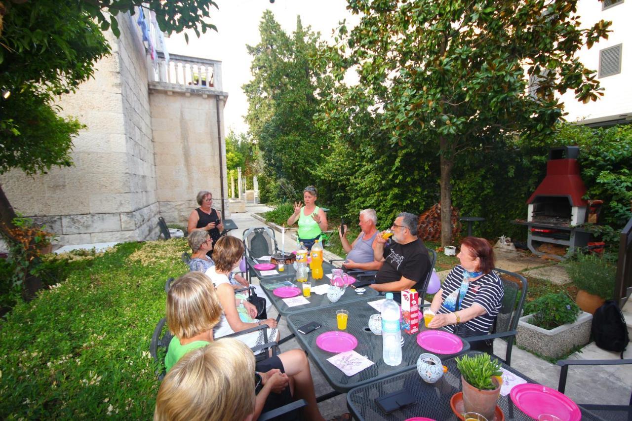 Guest House Vila Micika Ragusa Esterno foto