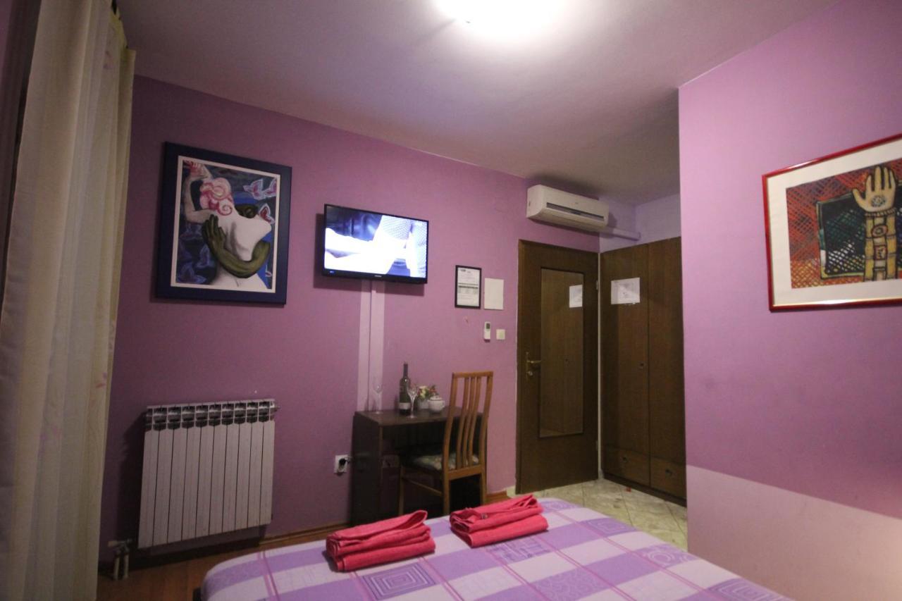 Guest House Vila Micika Ragusa Esterno foto